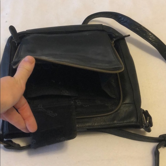 Fossil Bags Vintage Fossil Black Leather Crossbody Purse Poshmark